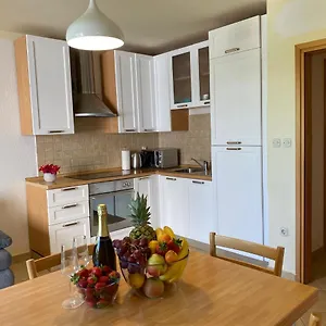 Alba Maris - Center Biograd Na Moru