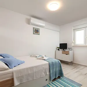  Apartman Le Ines